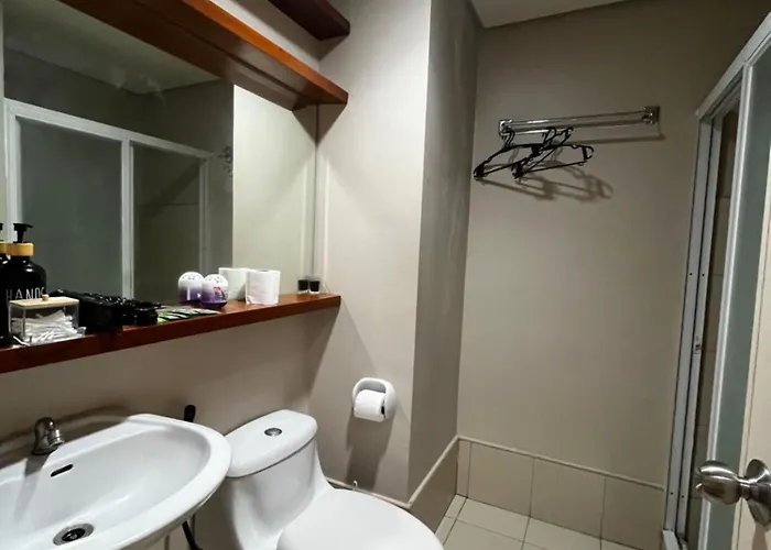Unit Inside It Park Wifi & Netflix Cebu